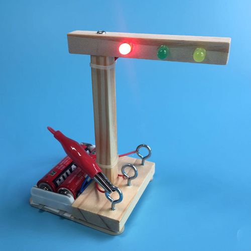 爱发明小电器_电器小发明自己制作